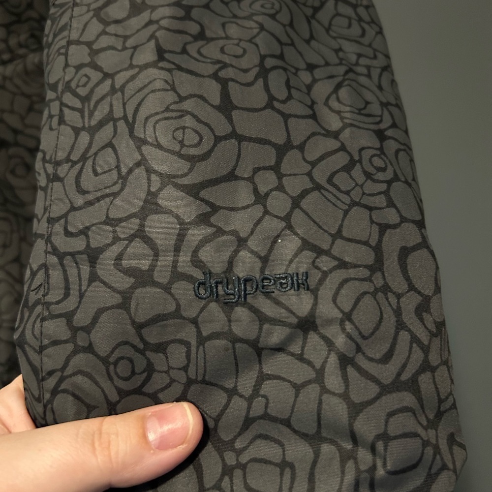 Black Mountain Women’s Coat - Picture 4 of 11
